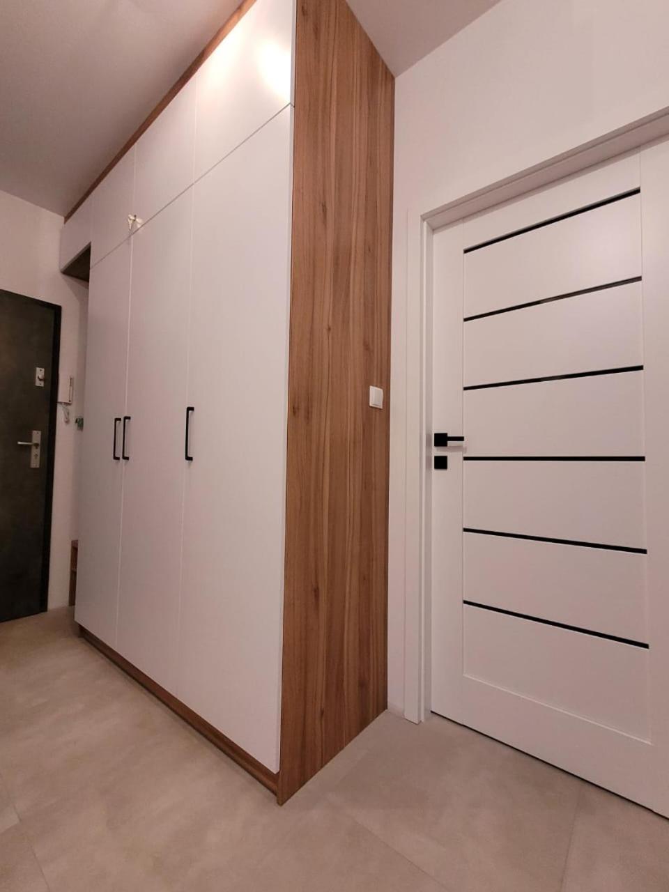 ילנייה גורה Apartament Lilla 2 מראה חיצוני תמונה